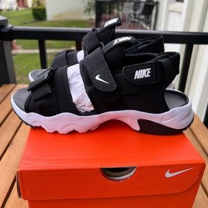 Nike Canyon Sandals